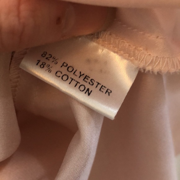 Donated!!!🚨Last chance‼️HP!!!💕Gorgeous silky top - Picture 5 of 10